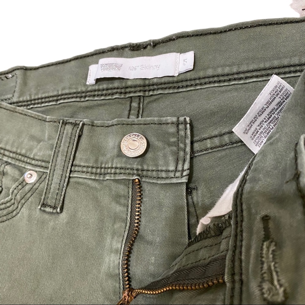 Levis 524 Skinny Jeans - Picture 3 of 3